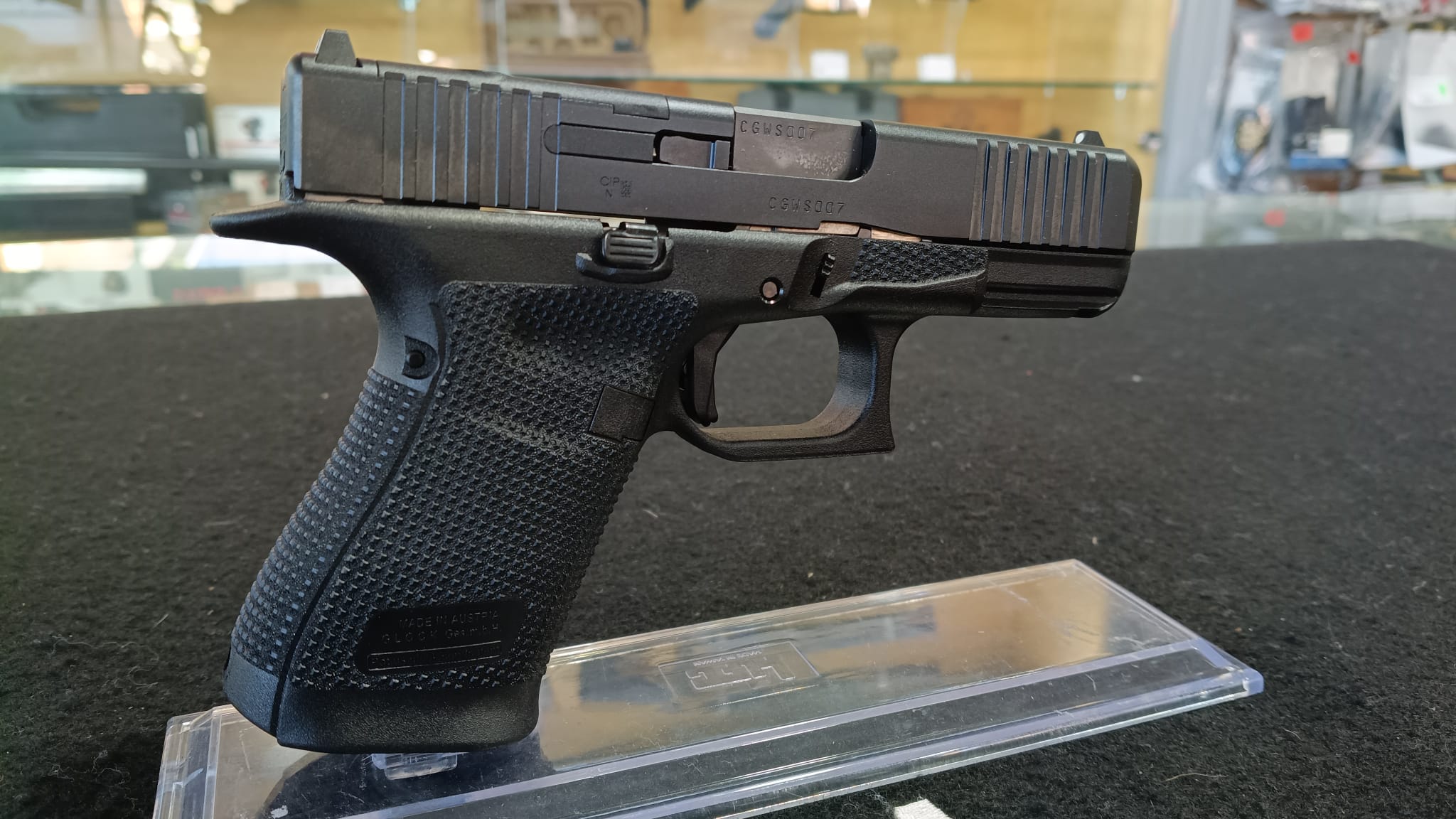 GLOCK 19 GEN6 9 LUGER FS OR - immagine 3