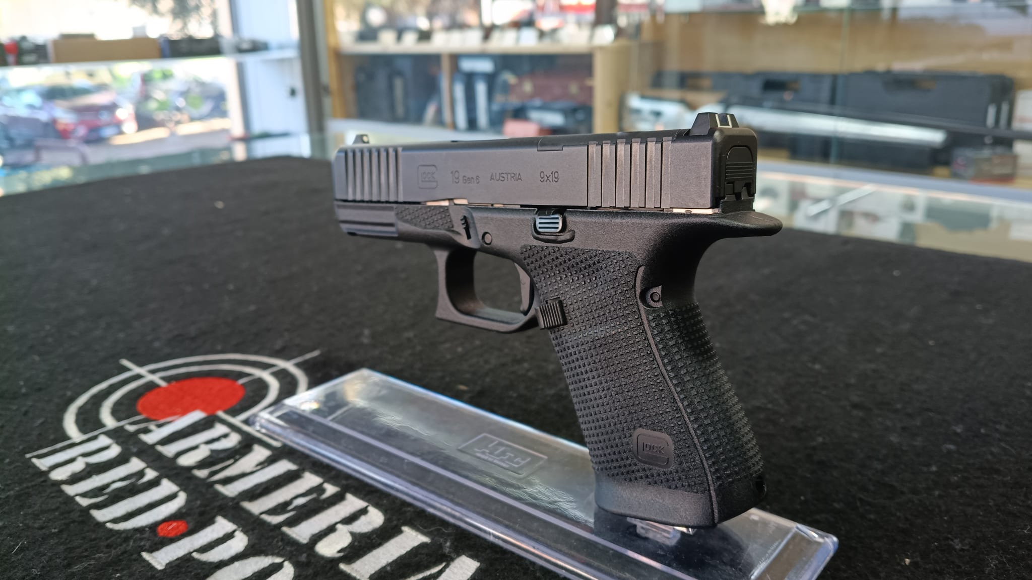 GLOCK 19 GEN6 9 LUGER FS OR - immagine 6